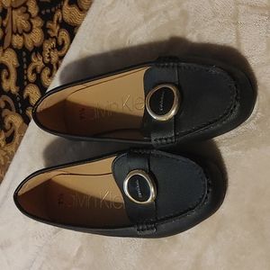 Calvin Klein 7.5 Black Loafers